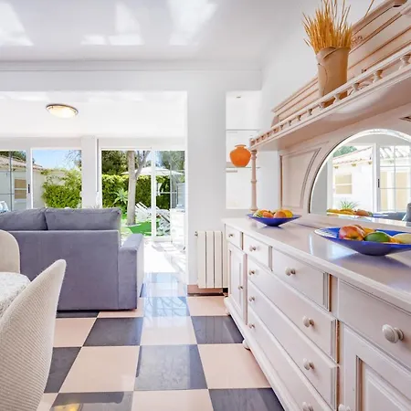 Gracia - Plusholidays Villa